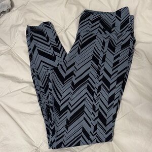 Nike Dri-FIT Black and Gray Leggings NWOT large